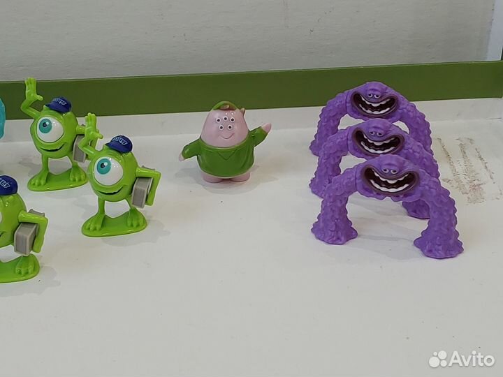 Киндер сюрприз Университет Монстров монстры