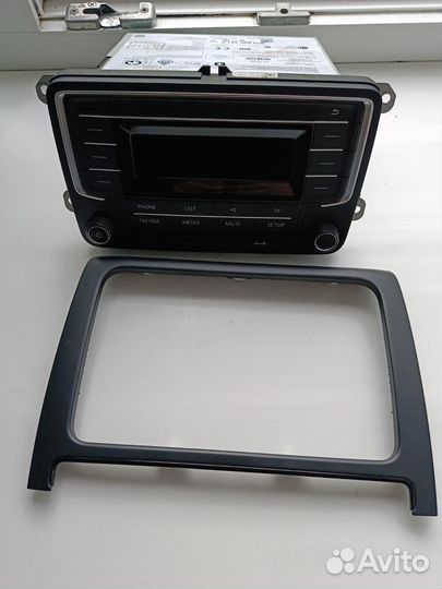 Штатная магнитола на фольцваген polo