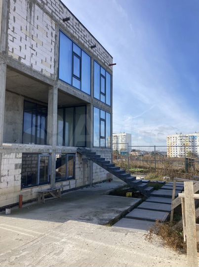 Дом 280 м² на участке 6 сот.