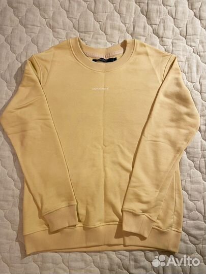 Свитшот monochrome новый