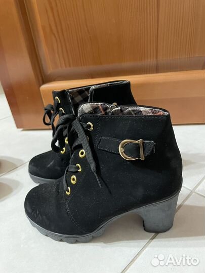 Ботинки женские