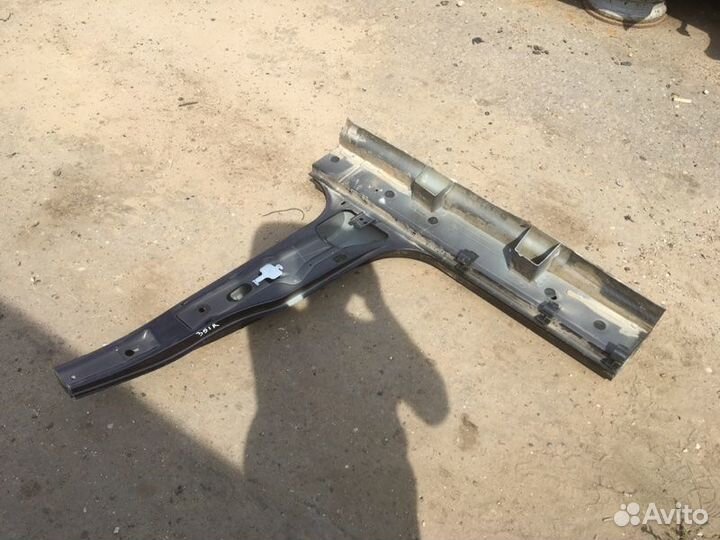 Стойка кузова центральная правая Nissan Qashqai+2