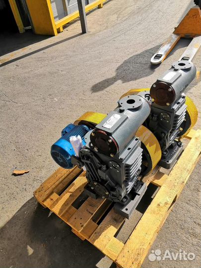 Вакуумный насос ввн 1-0,75 c дв 2,2х1500