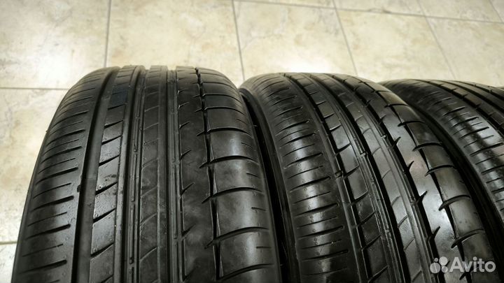 Triangle Sportex TSH11 215/55 R18