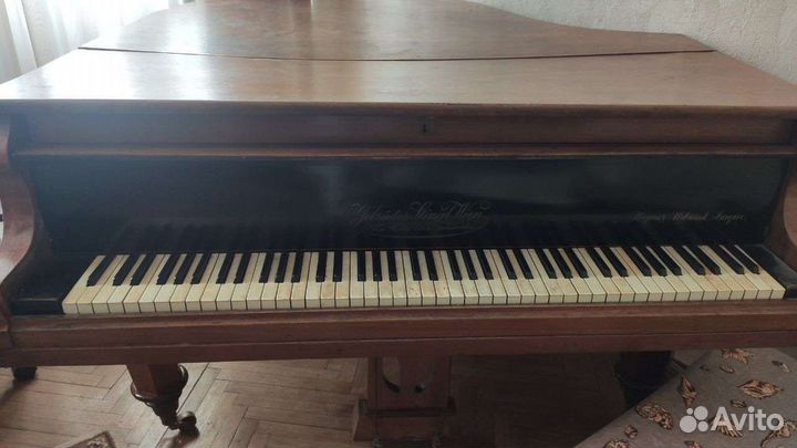 Кабинетный рояль Gebruder Stingl Wien