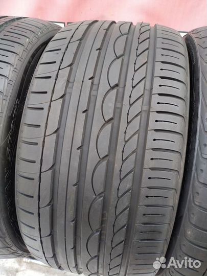 Yokohama Advan Sport V107 245/40 R20 и 275/35 R20