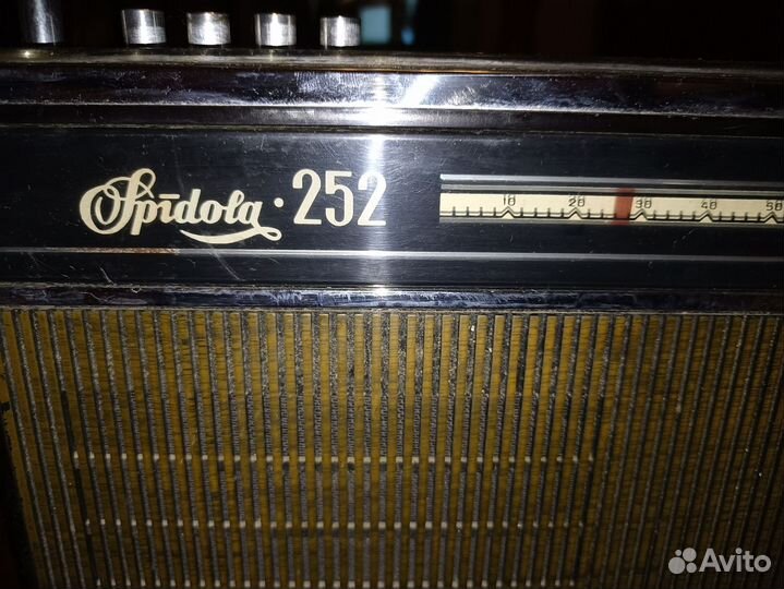 Радиоприемник Spidola 252
