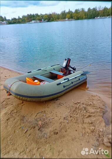 Лодка надувная с мотором