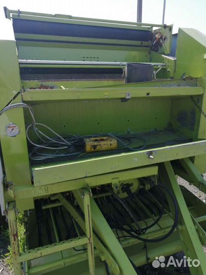 Пресс-подборщик Claas Rollant, 2000