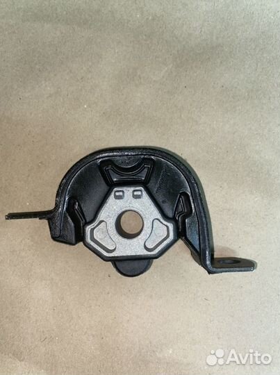Опора двигателя задняя Гранта Калина