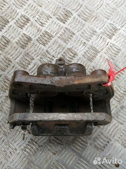 Суппорт передний левый Infiniti Fx35 S50 3.5