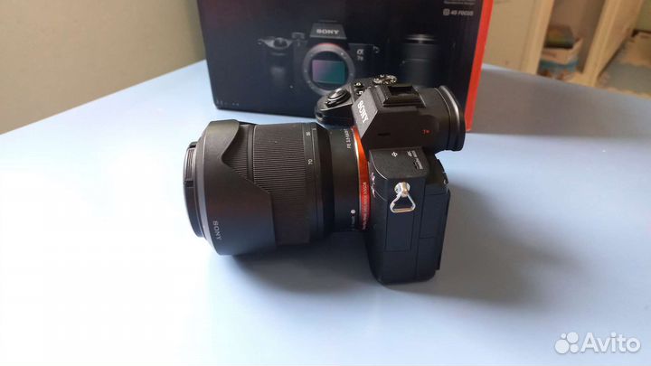 Sony a7 iii + всякая мелочь
