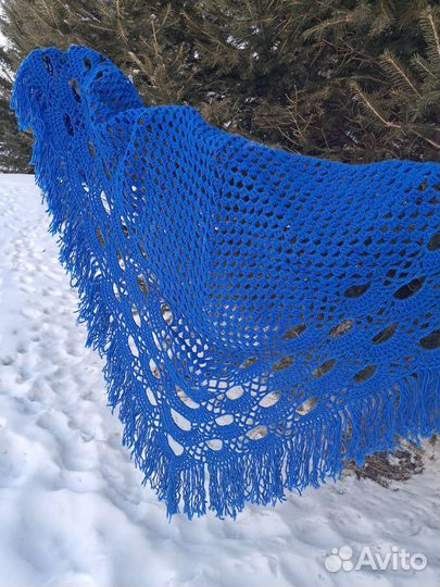 Шаль вязаная крючком