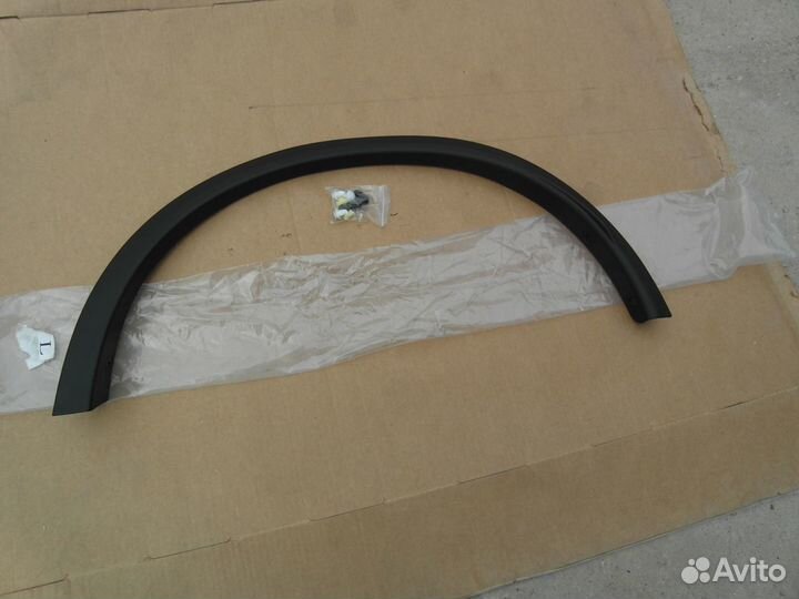 Молдинг крыла задний левый Nissan X-Trail T32 18-2
