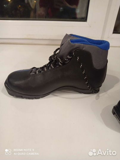 Лыжные ботинки классические