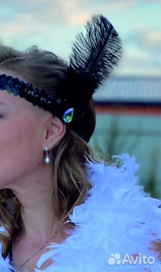Повязка на голову с пером