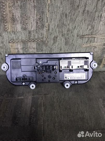 Панель упр печки с кандеционером шкода окт А5