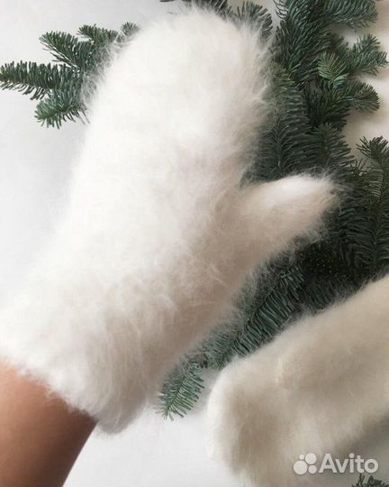 Варежки из кролика