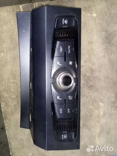 Блок управления климатом ауди q5 A5 A4