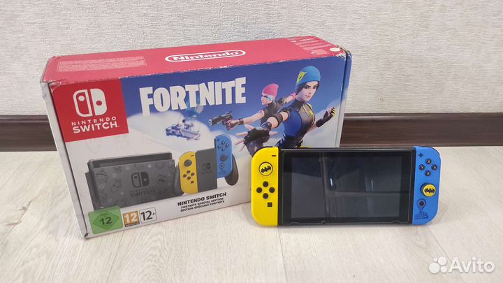 Nintendo Switch fortnite edition (прошитая чип)