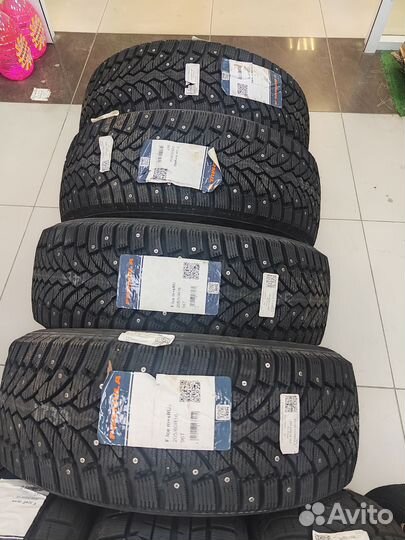 Pirelli Formula Ice 215/60 R17 100T