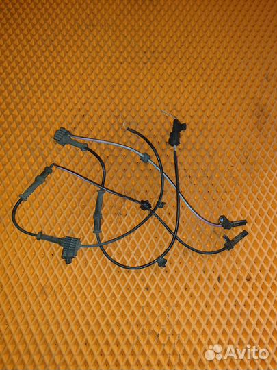 Датчик ABS передний Mazda 3 BM