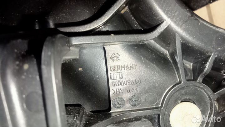 Рычаг задней подвески правый Октавия А5 Рестайлинг