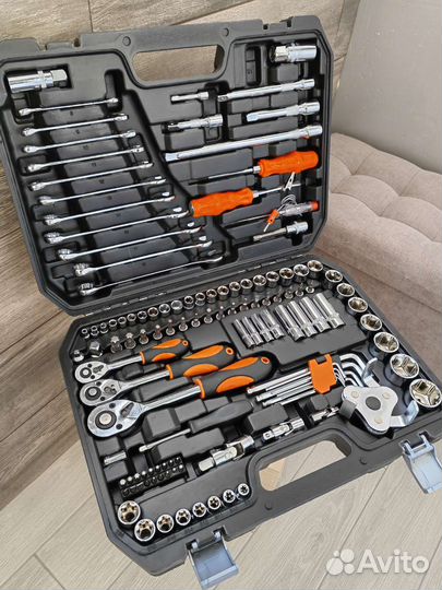 Набор инструментов 121 предмет