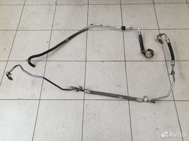 Трубки гура Лада Ларгус Альмера Рено