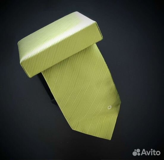 Набор: галстук и запонки