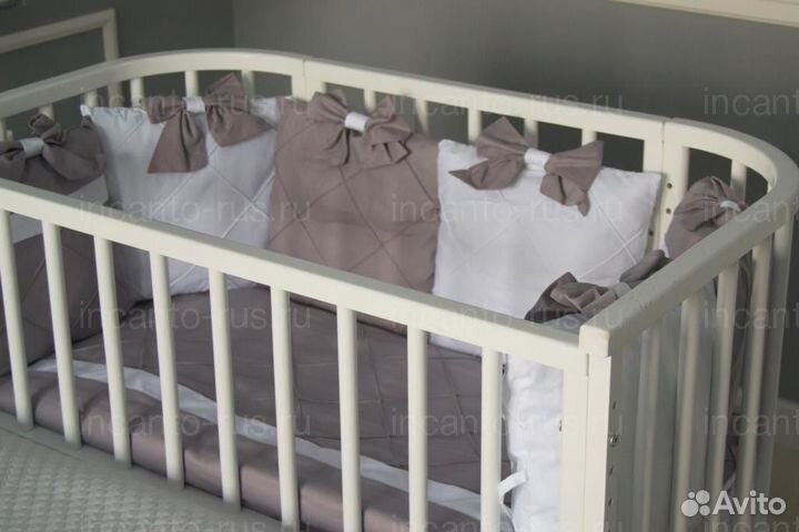 Приставная кроватка Incanto Leeloo белая