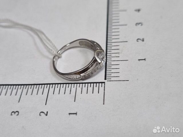 Золотое кольцо с фианитом 16,5р