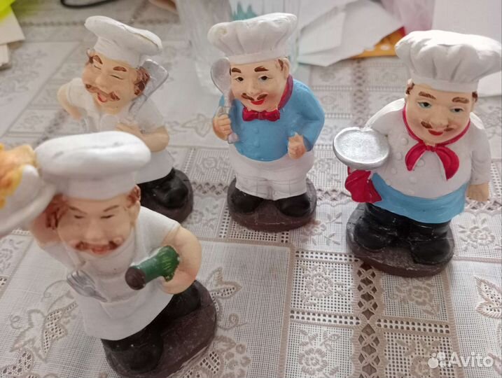 Статуэтка повар