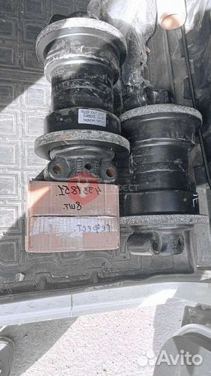 Каток поддерживающий PC350LC-7 207-30-00551