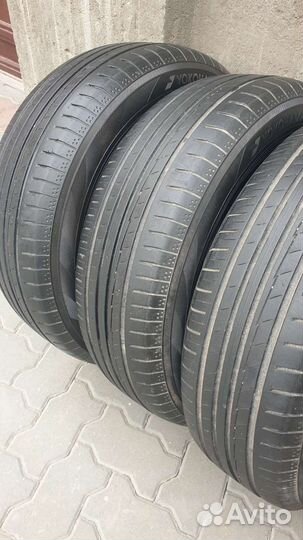 Yokohama BluEarth AE50 215/65 R17