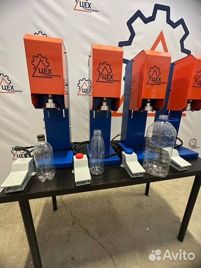 Автомат винтовой для укупорки бутылок