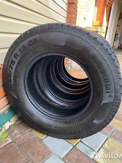 Continental VancoCamper 225/75 R16C 116R