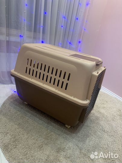 Переноска для животных на колесах