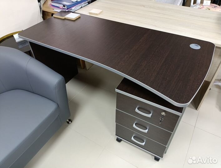 Офисная мебель