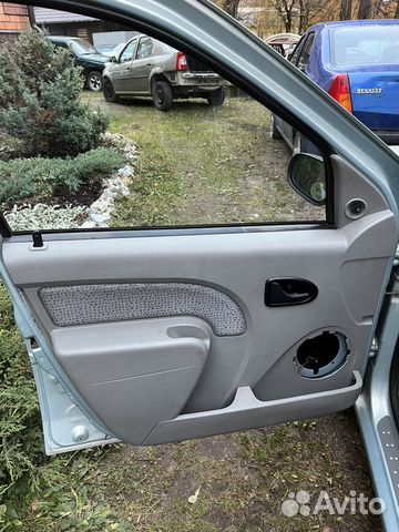 Обшивки дверей для Рено Логан1