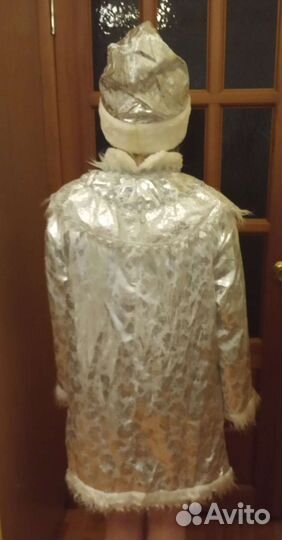 Костюм Снегурочки р.42-44, рост 150-155см