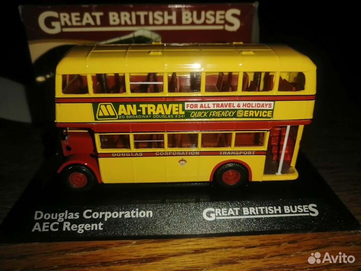 Металлическая модель английских автобусов