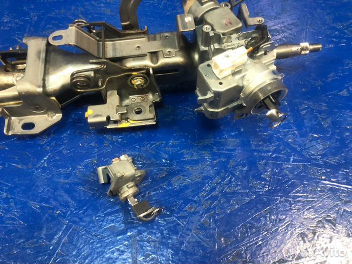 Комплект личинок с ключом Mazda Cx-7 ER L3-VDT