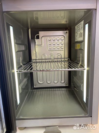 Барный холодильник Red Bull