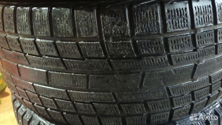 Yokohama Ice Guard IG30 205/55 R16