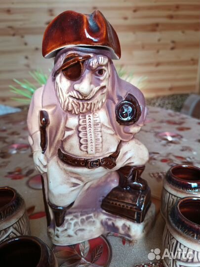 Штоф с рюмками 