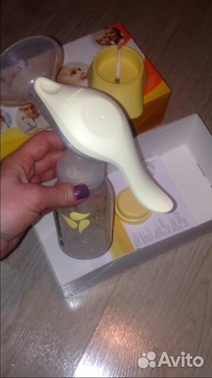 Молокоотсос medela