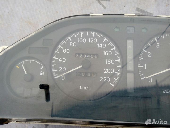 Панель приборов Mitsubishi Galant 1993-1997 АКПП