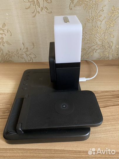 Безпроводная зарядка 3 в 1