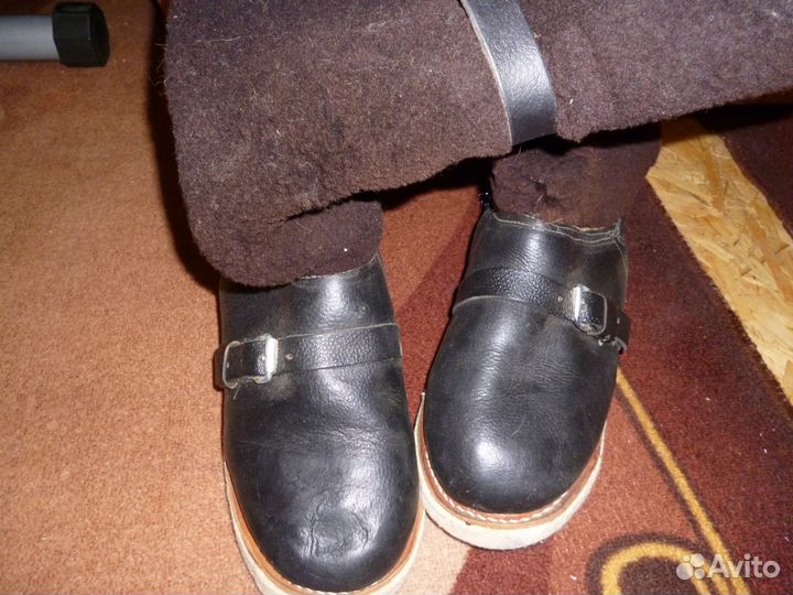 Продаются унты